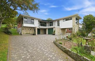 30 Sloane Avenue, Tihiotonga