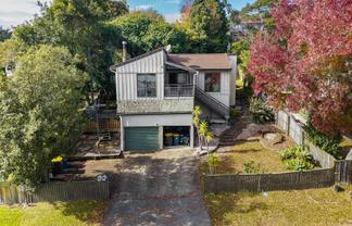 81 Oaktree Avenue, Browns Bay