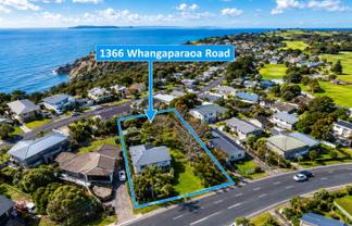 1366 Whangaparaoa Road, Army Bay