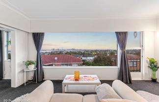 89 and 89A Pupuke Road, Northcote