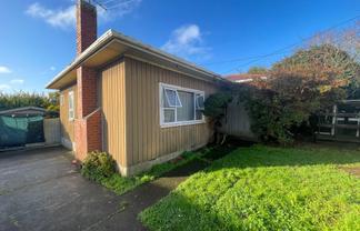 18 Roslyn Road, Mount Wellington