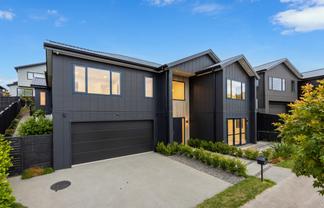 7 Halcyon Bay Lane, Orewa