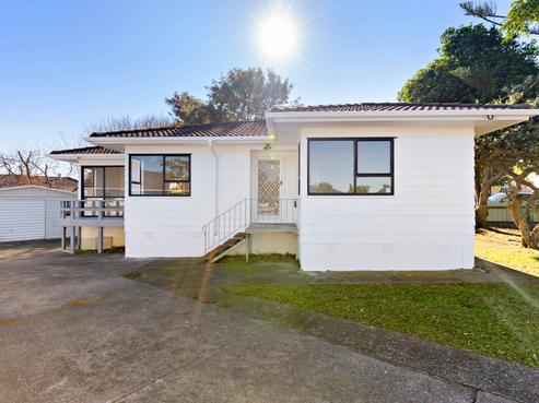 75 Burundi Avenue, Clendon Park