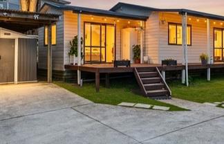 15a Gossamer  Drive, Pakuranga