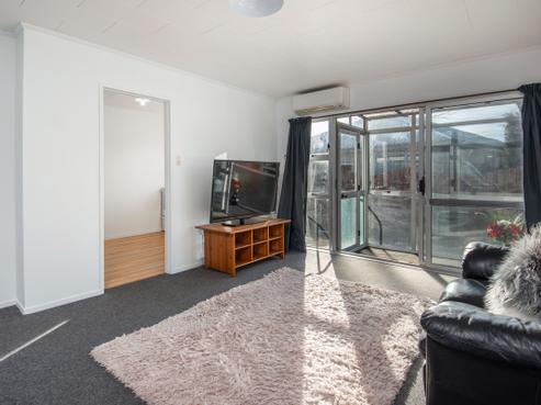 16D Mure Street, Mosgiel