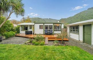 114 Akatarawa Road, Birchville