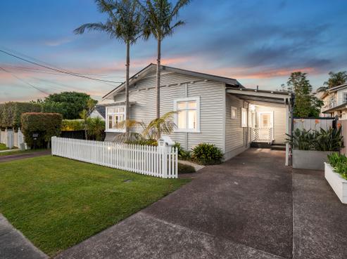 82A Ngataringa Road, Devonport