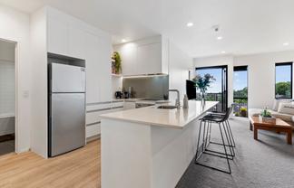 B302/525 East Coast Road, Browns Bay