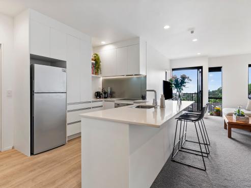 302/525B East Coast Road, Browns Bay