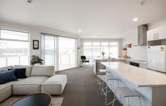 7/13 Vialou Street, Hamilton Central