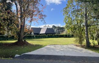 25 Elliot Street, Riverhead