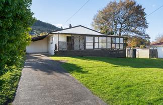 19 Leslie Avenue, Western Heights