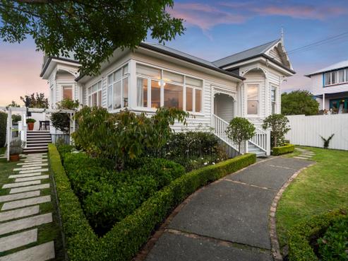 135 Western Springs Road, Morningside