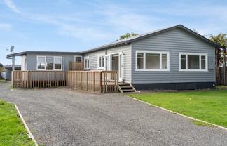13 & 13A Lee Road, Hannahs Bay