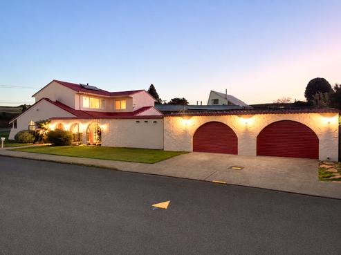 2 Goodwin Avenue, Springfield