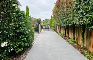 2/56 Rawhiti Road, One Tree Hill