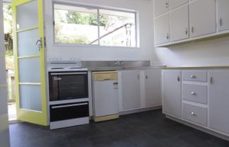 1A Clementine Way, Crofton Downs