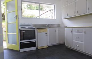 1A Clementine Way, Crofton Downs