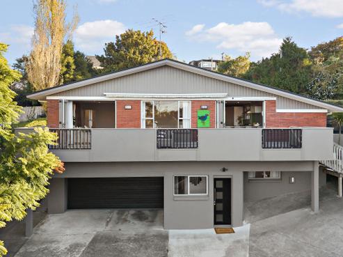37 Stephen Lysnar Place, Hillsborough