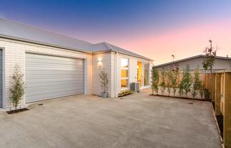 8C Berwick Street, Mosgiel