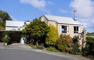 16a Ngarimu Grove, Ngaio