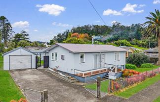 8 Gladstone Road, Waihi