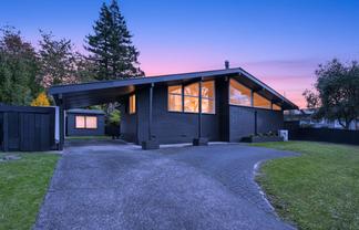 58 Pandora Avenue, Sunnybrook