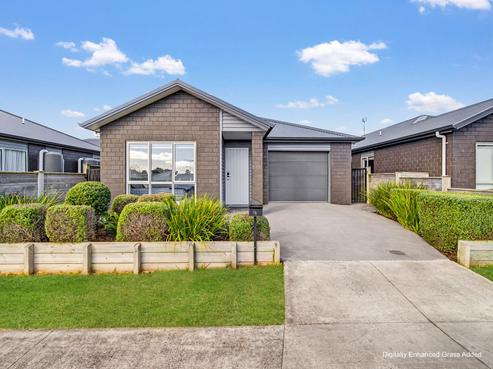 16 Domain Street, Waiuku