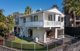 2/74 Glamorgan Drive, Torbay