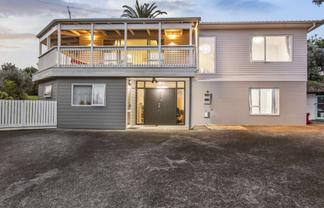 18 Dunstall Place, Mangere Bridge