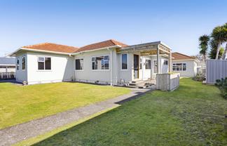 13 Regent Street, HAWERA