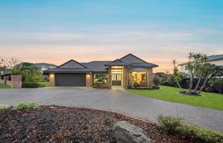 35 Anaheim Boulevard, Shamrock Park