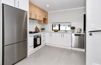 17E Brightwell Street, Papakura