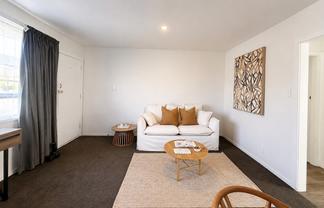 3/417 Worcester Street, Linwood