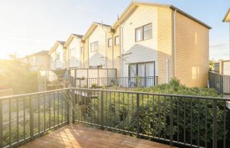 223/172 Mcleod Road, Te Atatu South