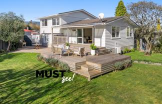 24 Longfellow Street, Trentham