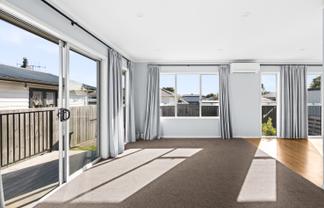 12a Barnett Place, Pirimai