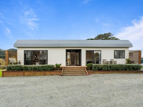 316 Mountain Road, Maungaturoto