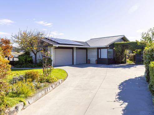 58 Birch Street, Hilltop