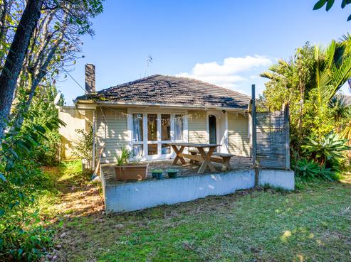 60 Neil Avenue, Te Atatu Peninsula