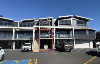 Modern Tauranga CBD fringe office