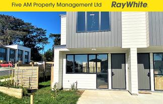 12 Karoro Road, Flat Bush