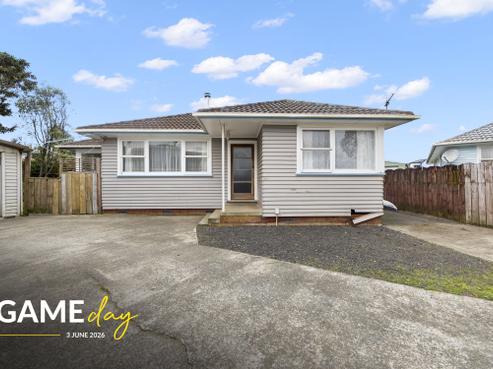 16 Lavinia Crescent, Mangere East
