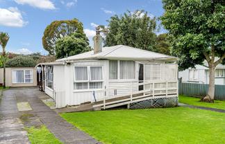 10 Holmes Avenue, Otangarei