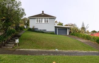 55 Upham Terrace, Roslyn