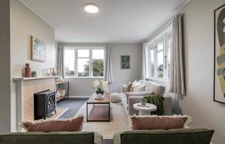 55 Upham Terrace, Roslyn