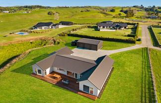 257C Karioitahi Road, Waiuku