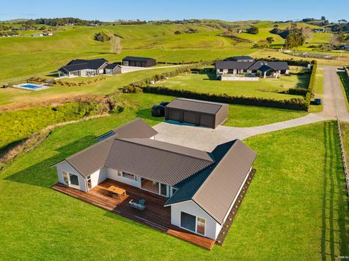 257C Karioitahi Road, Waiuku