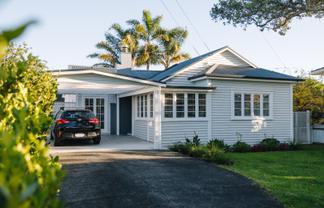 30 Cambrai Avenue, Mount Roskill