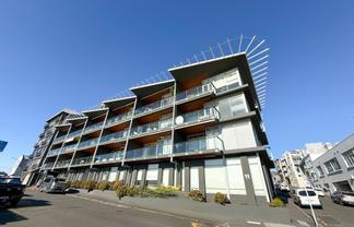 2D/11 Augustus Terrace, Parnell